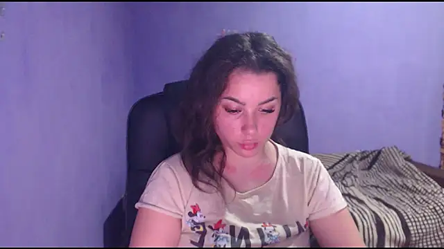 LovelyJulliette online show from 19, 1, 2025