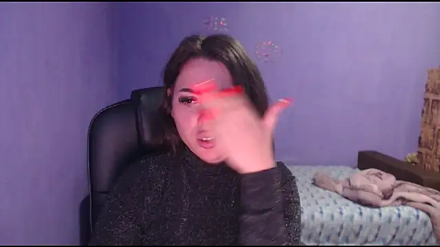 LovelyJulliette online show from 1, 2, 2025