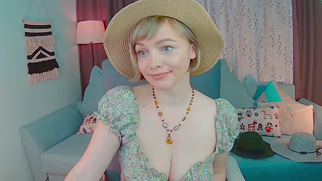 Snapshot of NandiSmile chatting on 19, 2, 2025 NandiSmile online show from 19, 2, 2025