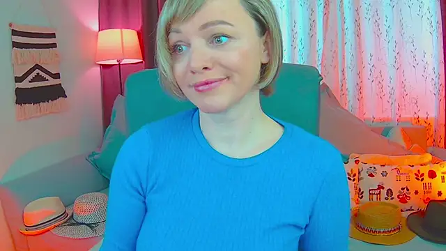 Snapshot of NandiSmile chatting on 13, 3, 2025 NandiSmile online show from 13, 3, 2025