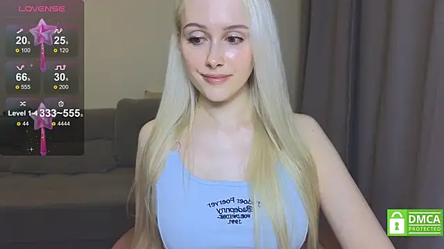 Snapshot of CaseyLabow chatting on 5, 2, 2025 CaseyLabow online show from 5, 2, 2025