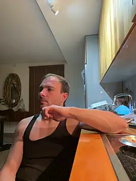 Adventurehotman online show from 8, 1, 2025