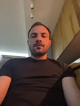 Snapshot of Adventurehotman chatting on 29, 4, 2026 Adventurehotman online show from 29, 4, 2026