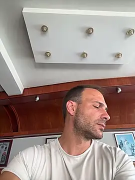 Snapshot of Adventurehotman chatting on 26, 6, 2026 Adventurehotman online show from 26, 6, 2026