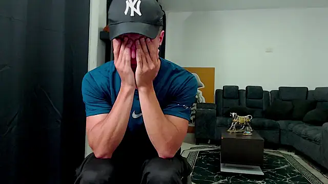 Stiven CL online show from 5, 11, 2025