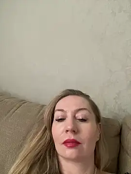 ZarinaSwift online show from 20, 3, 2025