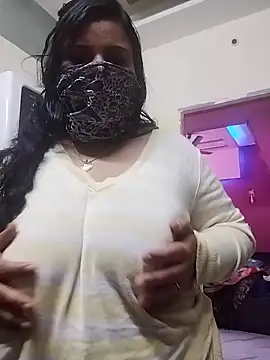 Snapshot of RESHMA_21 chatting on 4, 5, 2026 RESHMA 21 online show from 4, 5, 2026