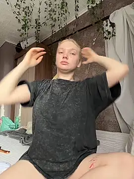 AmmyHot online show from 13, 3, 2026