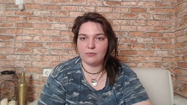 Amelia Kiss  online show from 24, 1, 2025