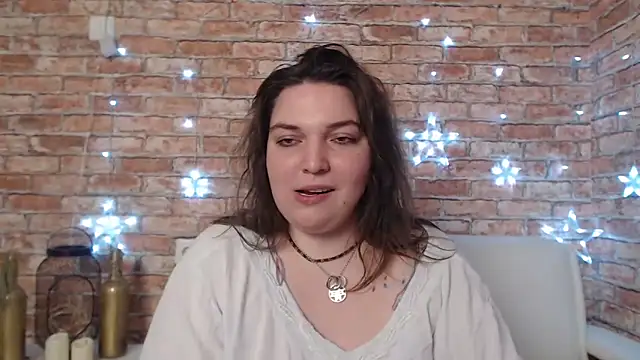 Amelia Kiss  online show from 30, 1, 2025