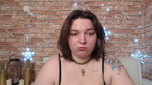 Amelia Kiss  online show from 16, 3, 2025