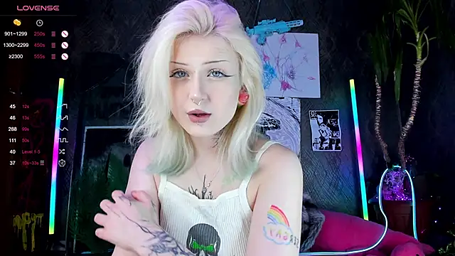 little grinch666 online show from 27, 2, 2025