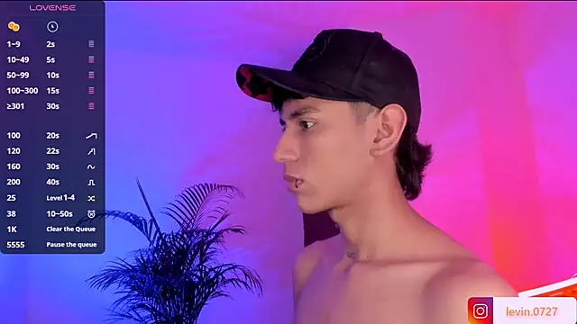 Levin Hikaru online show from 3, 10, 2025