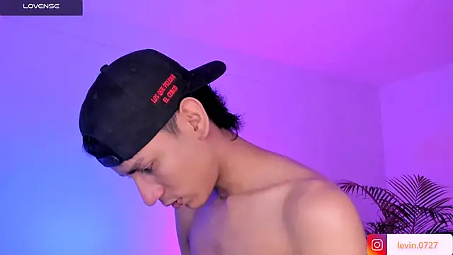 Levin Hikaru online show from 30, 10, 2025