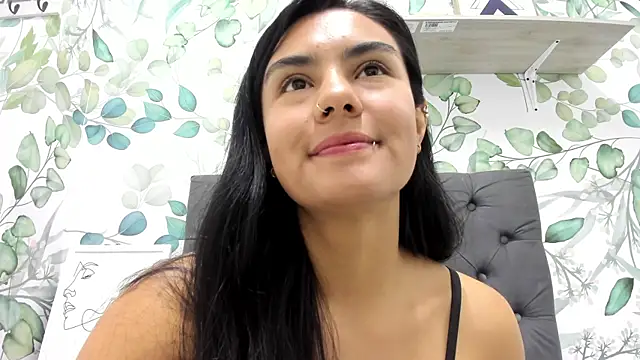 atilanadiaz7 online show from 16, 10, 2025