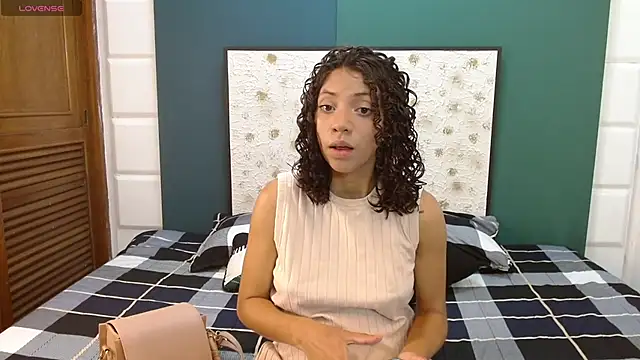 Snapshot of InkedSabrina chatting on 1, 2, 2025 InkedSabrina online show from 1, 2, 2025
