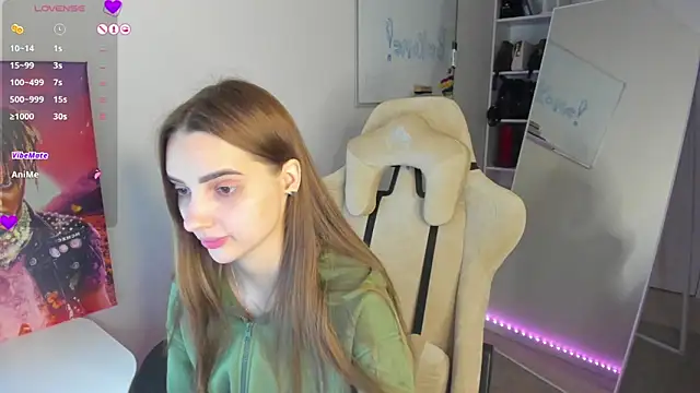 Snapshot of __SilviaAbby__ chatting on 31, 12, 2024   SilviaAbby   online show from 31, 12, 2024