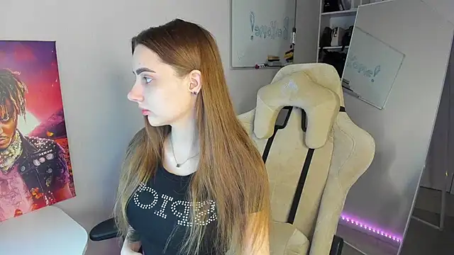 Snapshot of __SilviaAbby__ chatting on 24, 1, 2025   SilviaAbby   online show from 24, 1, 2025