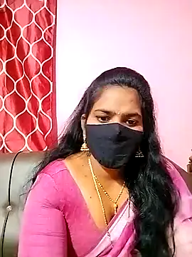 melina214 online show from 7, 1, 2025