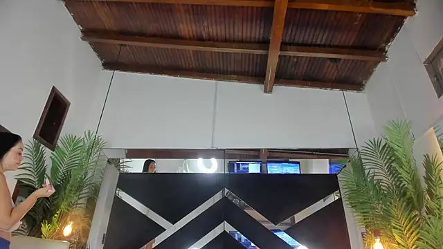 emily-fox online show from 15, 10, 2025