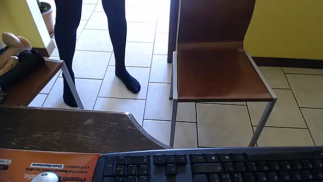 Snapshot of 69porcellone69 chatting on 2, 10, 2025 69porcellone69 online show from 2, 10, 2025