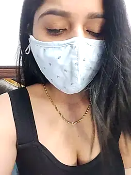 Gloie4u online show from 6, 3, 2025