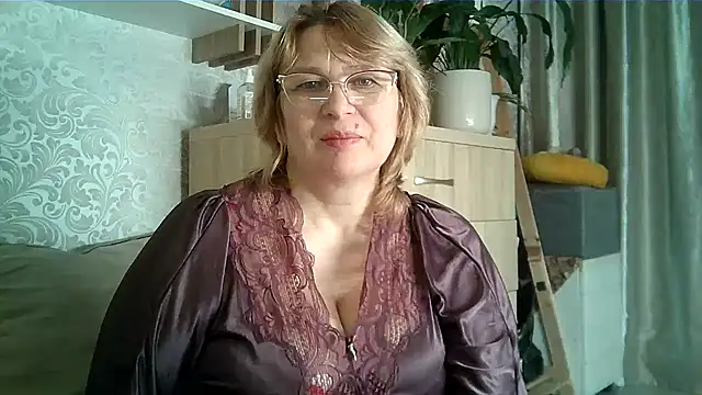 Aline LoveFlowers online show from 13, 12, 2025