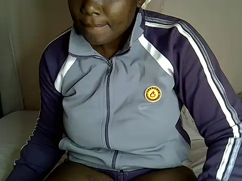 Snapshot of Sweetreena chatting on 14, 9, 2025 Sweetreena online show from 14, 9, 2025