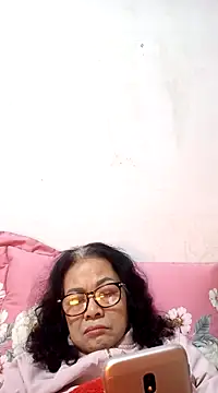 Hotestlove online show from 24, 2, 2025