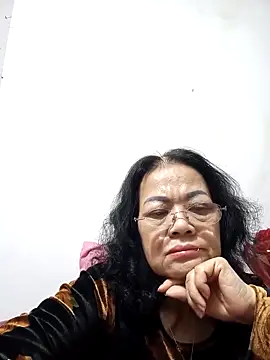 Hotestlove online show from 8, 3, 2025