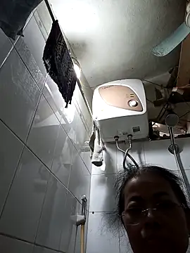 Hotestlove online show from 22, 12, 2025