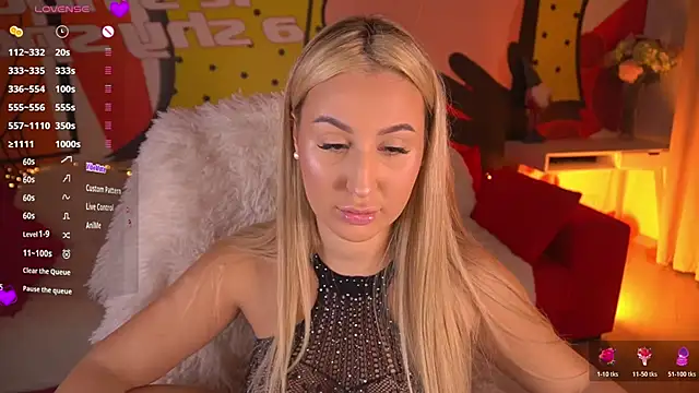 Snapshot of LiaBrazzerr chatting on 15, 12, 2025 LiaBrazzerr online show from 15, 12, 2025