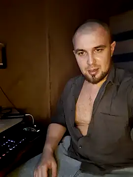 Foxyshaved online show from 13, 1, 2025