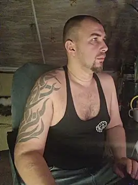 Foxyshaved online show from 20, 11, 2025