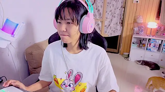 Kana G online show from 11, 10, 2025