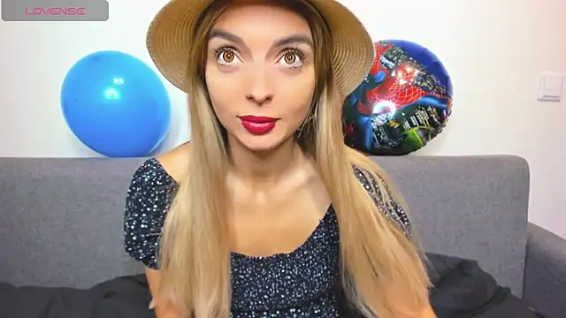  ellen meow  online show from 15, 12, 2024