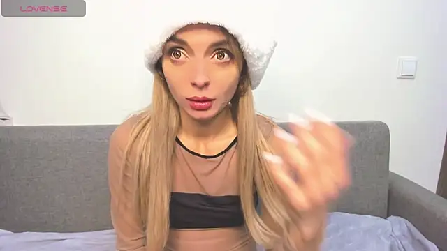  ellen meow  online show from 21, 12, 2024