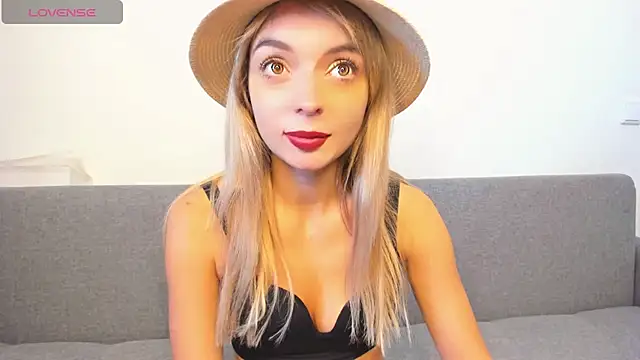  ellen meow  online show from 19, 3, 2025