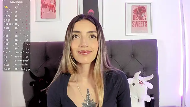 Snapshot of IsadoraGalle_ chatting on 26, 4, 2026 IsadoraGalle online show from 26, 4, 2026