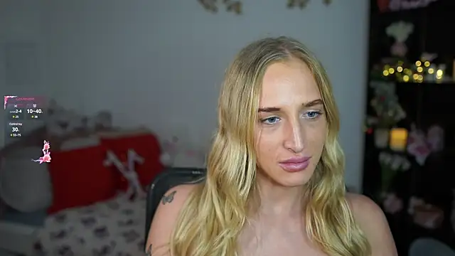 Nicolette  Shea  online show from 23, 12, 2024