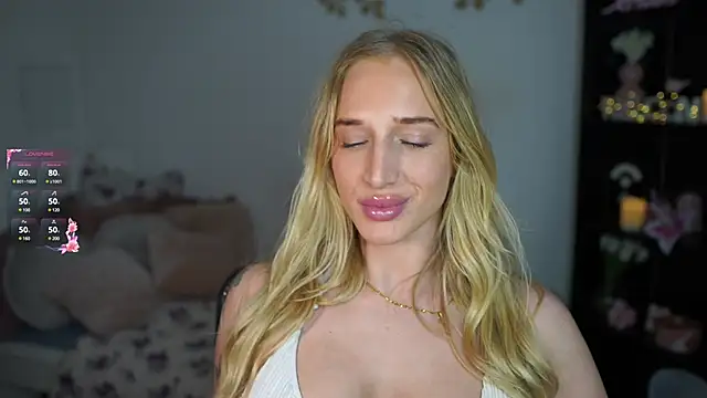 Nicolette  Shea  online show from 8, 1, 2025