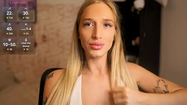 Nicolette  Shea  online show from 3, 10, 2025