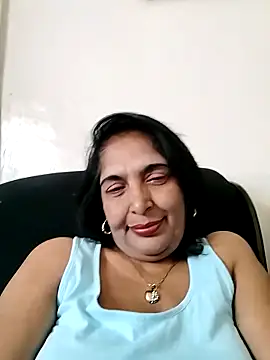 Snapshot of sexy69hotmum chatting on 22, 12, 2024 sexy69hotmum online show from 22, 12, 2024