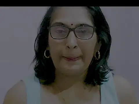 Snapshot of sexy69hotmum chatting on 22, 12, 2024 sexy69hotmum online show from 22, 12, 2024
