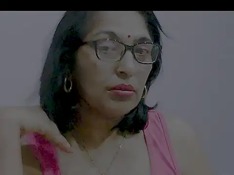 Snapshot of sexy69hotmum chatting on 23, 12, 2024 sexy69hotmum online show from 23, 12, 2024