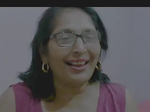 Snapshot of sexy69hotmum chatting on 4, 1, 2025 sexy69hotmum online show from 4, 1, 2025