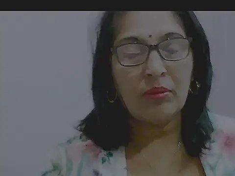 Snapshot of sexy69hotmum chatting on 25, 2, 2025 sexy69hotmum online show from 25, 2, 2025
