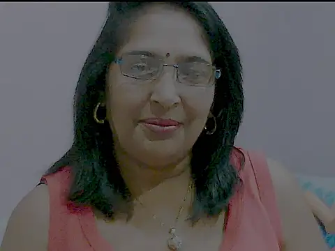 Snapshot of sexy69hotmum chatting on 6, 3, 2025 sexy69hotmum online show from 6, 3, 2025
