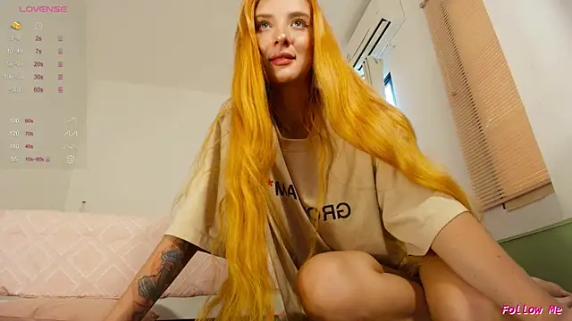 AudreyDevil online show from 2, 11, 2025