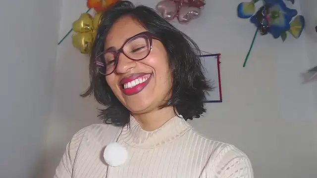 fantasty nylon online show from 18, 10, 2025